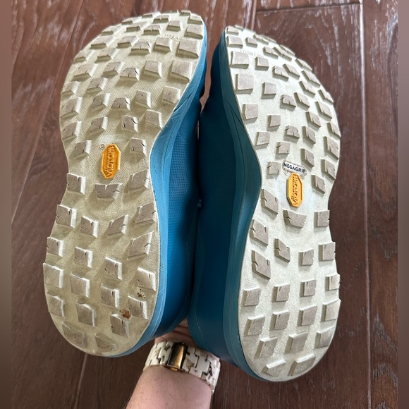 Women’s Arc'teryx Norvan LD 2  Turquoise Blue Lightweight Trail Shoes - Picture 4 of 9